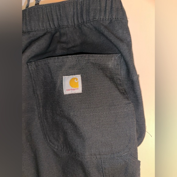Carhartt Black Women's Cargo Pants - Picture 4 of 8